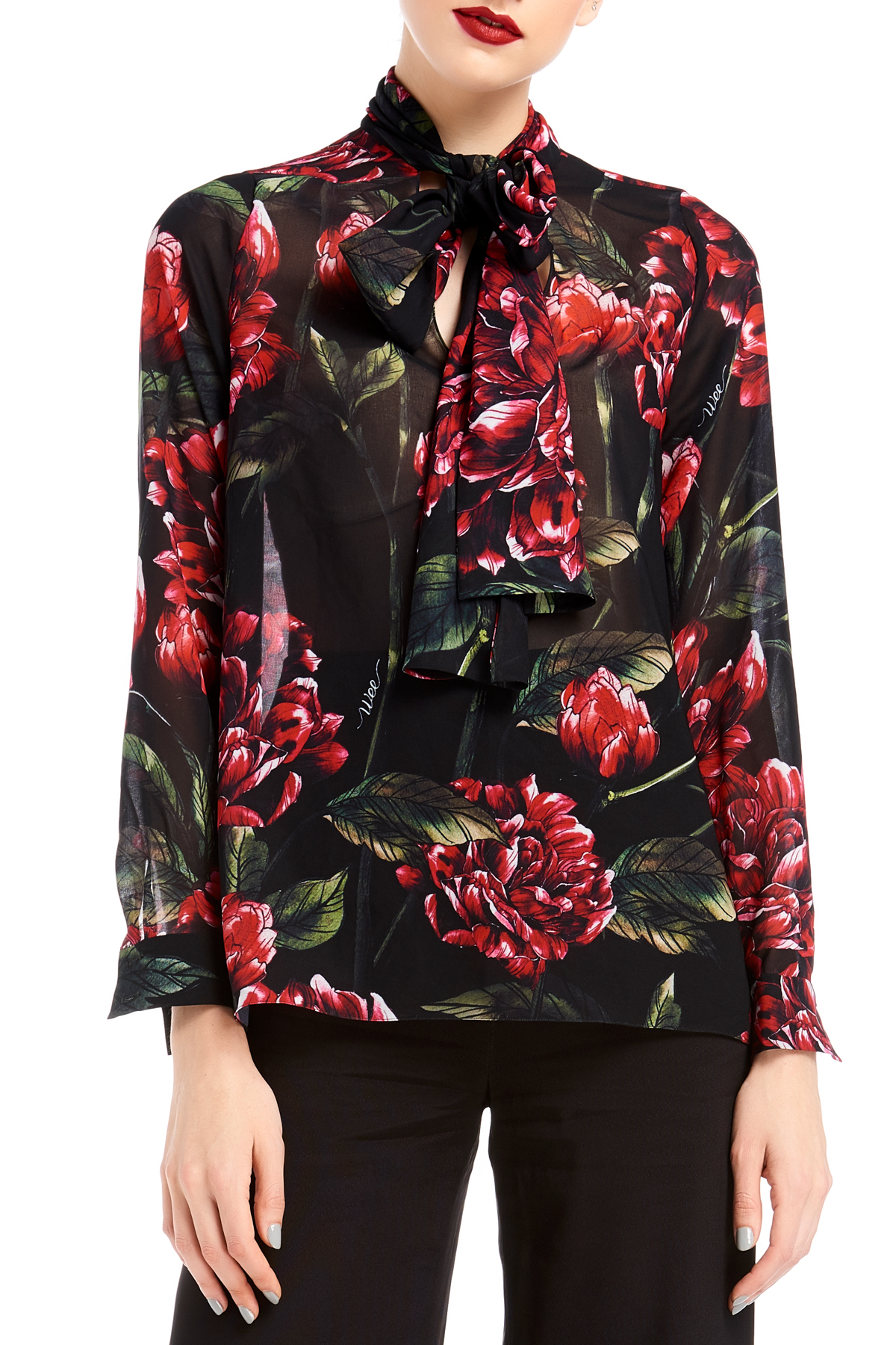 WEE Brand, blouse, print blouse, black blouse, print blouse, party outfit, designer outfit, outfit, fashion, ชุดแบรนด์เนม, เช่าชุด, ชุดออกงาน, ชุดปาร์ตี้
