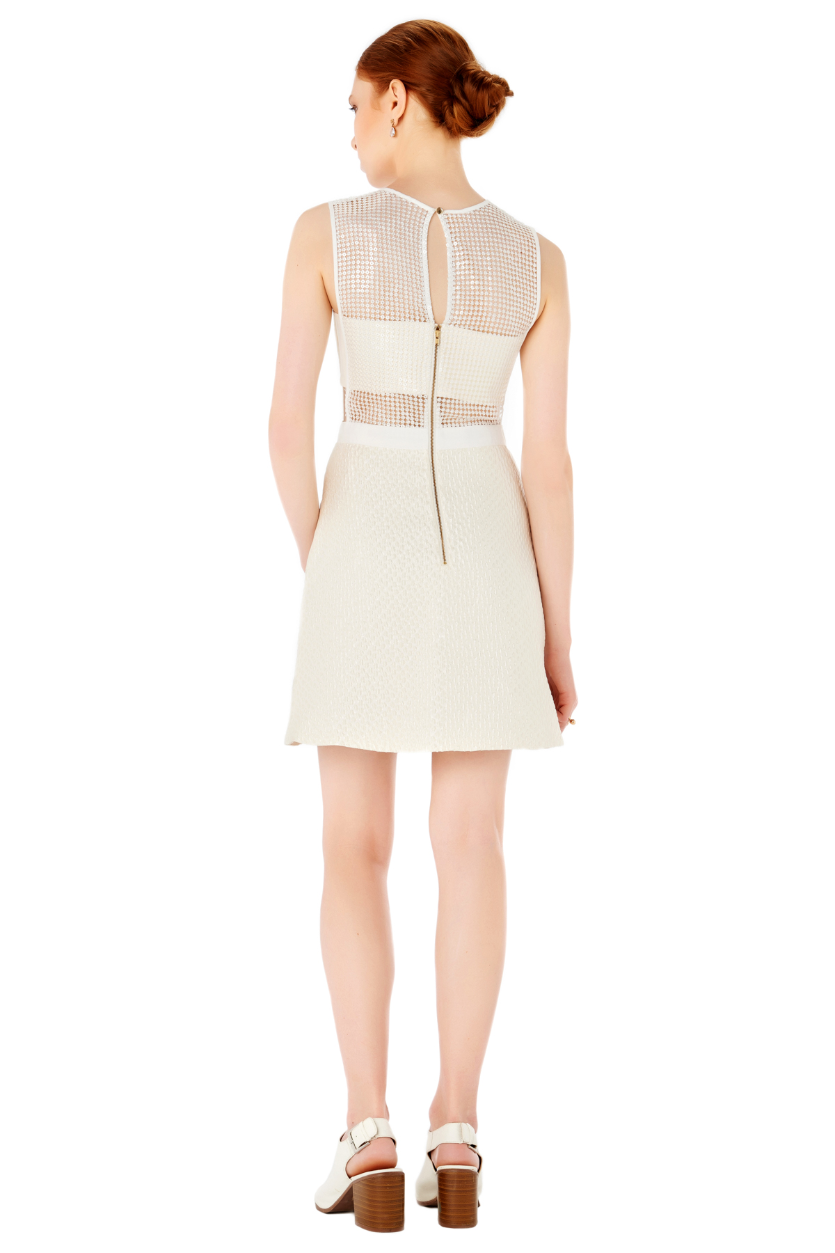 Self-Portrait, white dress, creme dress, lace dress, short dress. party dress, designer dress, outfit, fashion, designer clothes, designer brands, ชุดแบรนด์เนม, เช่าชุด, เดรส, เดรสสั้น, ชุดออกงาน, ชุดปาร์ตี้